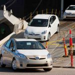 تصمیم وزارت صنعت برای داخلی‌سازی ۳۰ درصدی خودروهای وارداتی